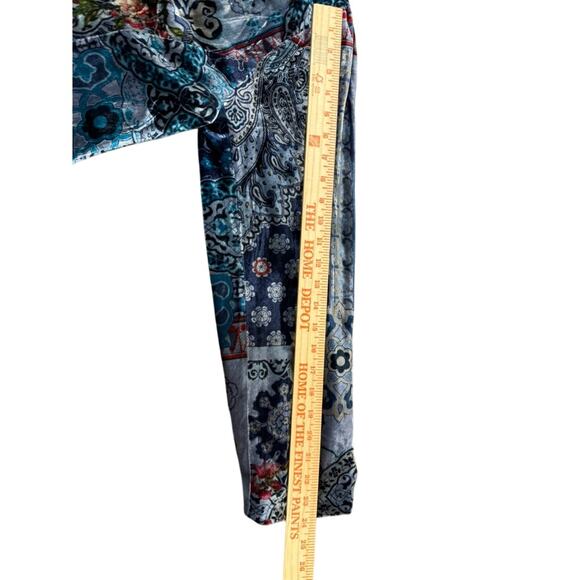 "JOHNNY WAS" Beautiful Velvett 3 Butt. Cardigan SZ M Floral Silk Blend Luxurious - Picture 6 of 11